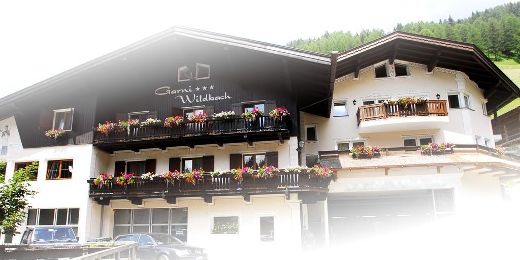 Garni Hotel And Apartments Wildbach Selva di Val Gardena Extérieur photo