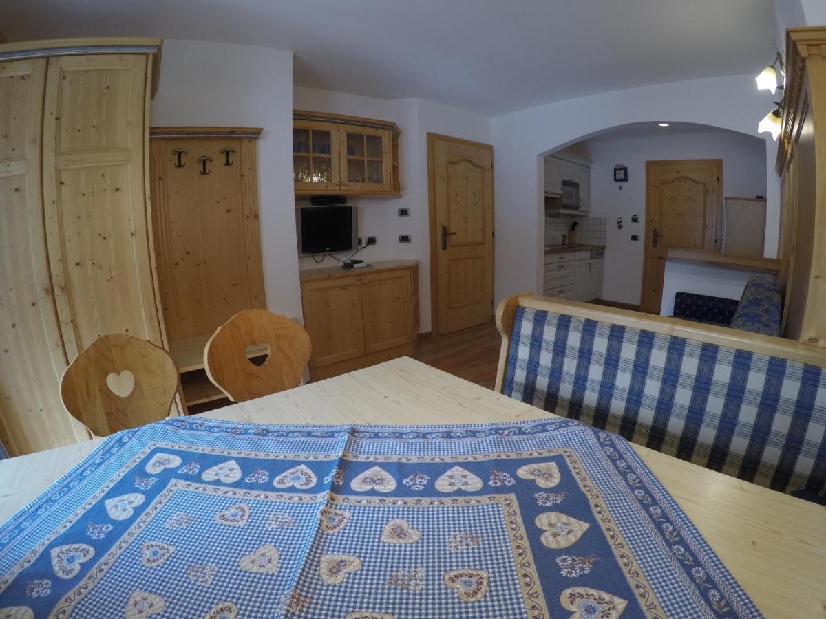 Garni Hotel And Apartments Wildbach Selva di Val Gardena Extérieur photo